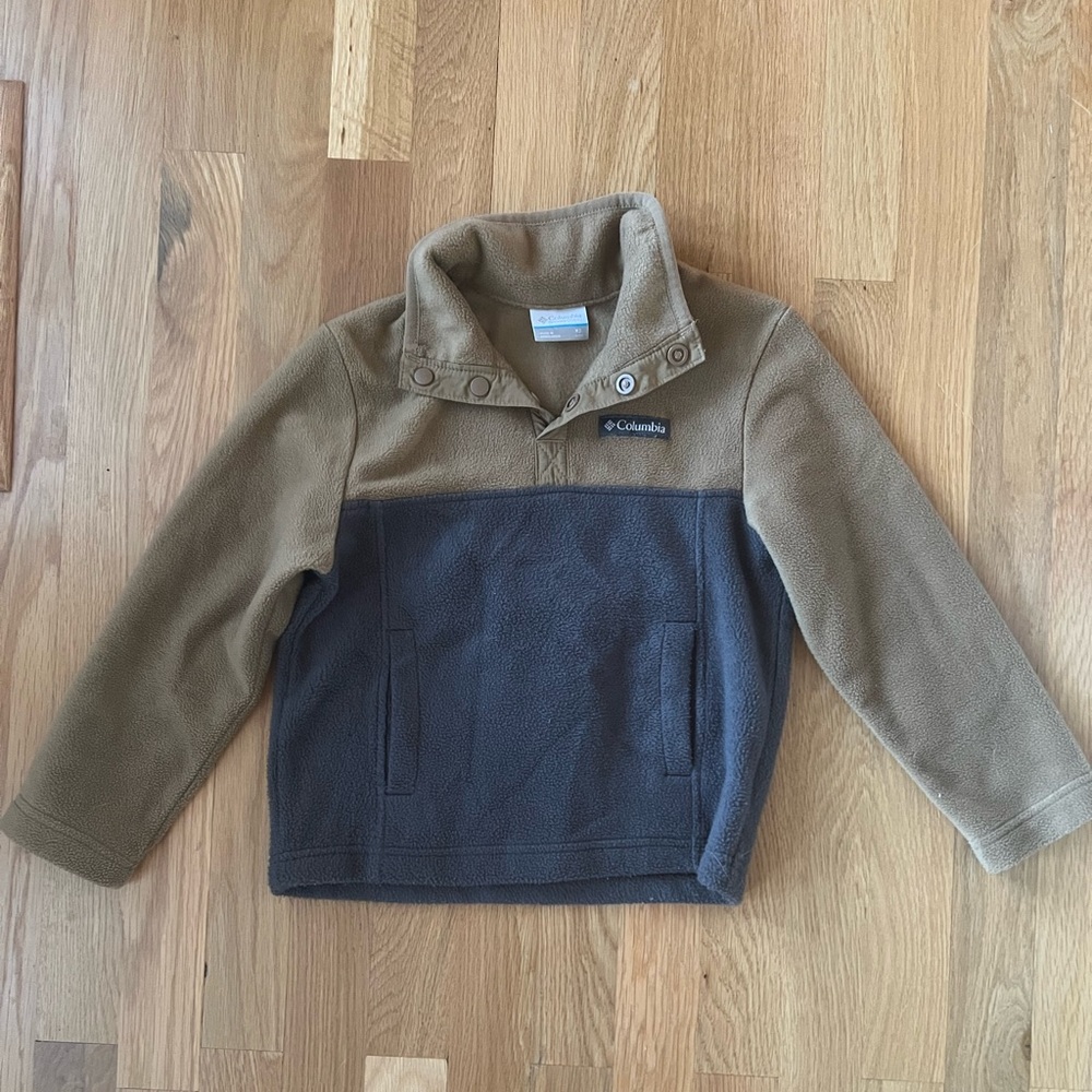 Columbia Tan and Charcoal Fleece Pullover Youth XS